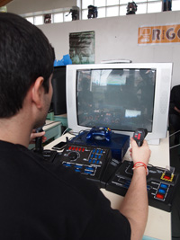 La Neogeo, c'est bien. Les mechas, c'est mieux ! OM5l